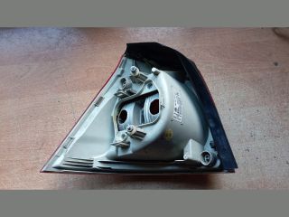 bontott VW GOLF V Jobb Külső Hátsó Lámpa