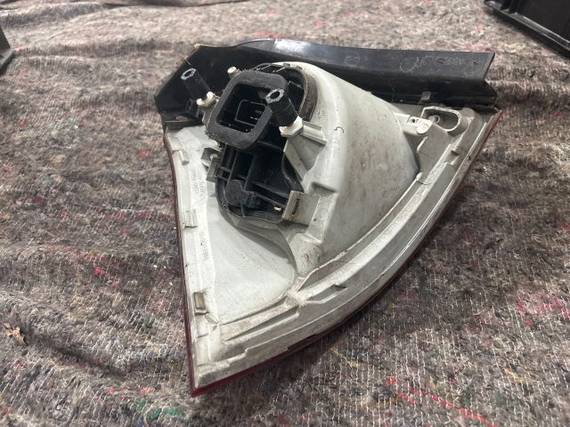 bontott VW GOLF V Jobb Külső Hátsó Lámpa