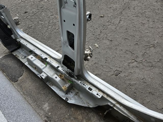 bontott VW GOLF V Jobb Küszöb