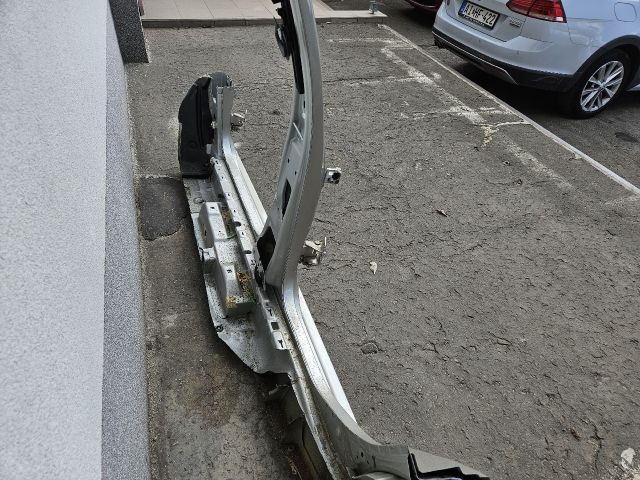 bontott VW GOLF V Jobb Küszöb