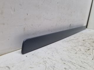 bontott VW GOLF V Jobb Műszerfal Díszléc