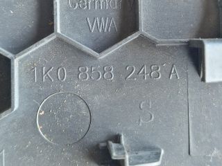 bontott VW GOLF V Jobb Műszerfal Oldalkárpit