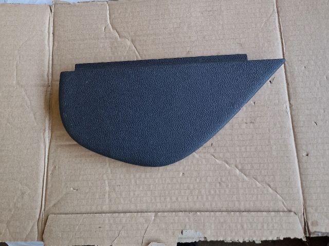 bontott VW GOLF V Jobb Műszerfal Oldalkárpit