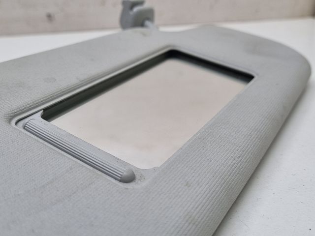 bontott VW GOLF V Jobb Napellenző