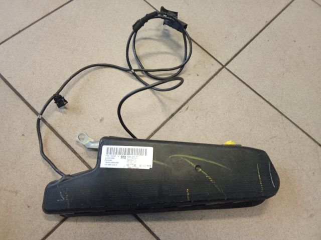 bontott VW GOLF V Jobb Oldallégzsák