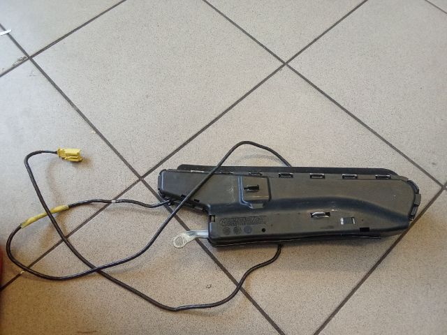 bontott VW GOLF V Jobb Oldallégzsák