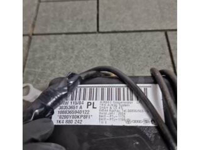 bontott VW GOLF V Jobb Oldallégzsák