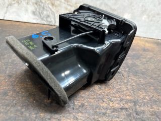 bontott VW GOLF V Jobb Szellőző