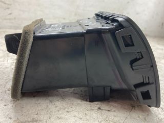 bontott VW GOLF V Jobb Szellőző