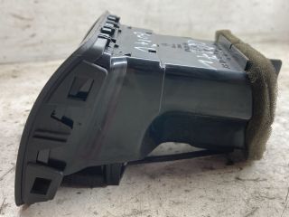 bontott VW GOLF V Jobb Szellőző