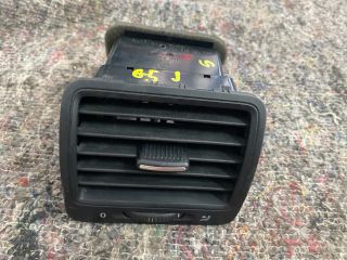 bontott VW GOLF V Jobb Szellőző