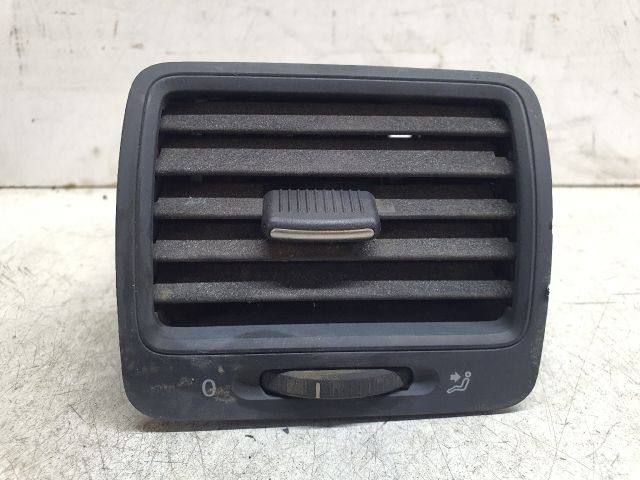 bontott VW GOLF V Jobb Szellőző