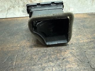 bontott VW GOLF V Jobb Szellőző