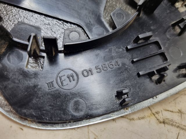 bontott VW GOLF V Jobb Tükörlap