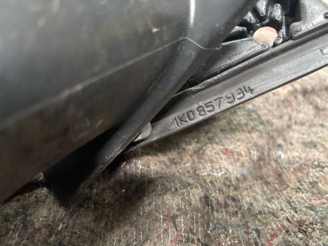 bontott VW GOLF V Jobb Visszapillantó Tükör (Elektromos)