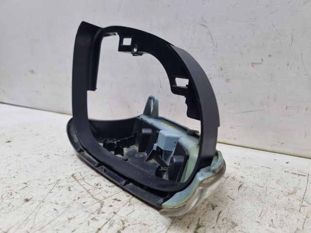 bontott VW GOLF V Jobb Visszapillantó Tükör Irányjelző