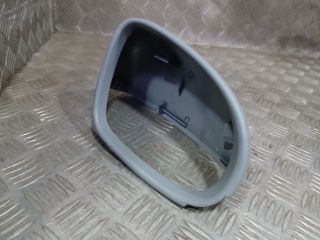 bontott VW GOLF V Jobb Visszapillantó Tükör Keret