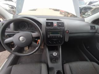 bontott VW GOLF V Kalaptartó