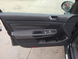 bontott VW GOLF V Kalaptartó