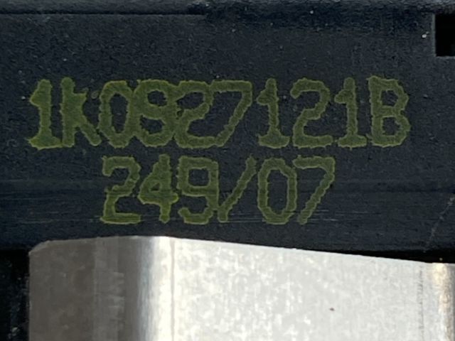 bontott VW GOLF V Kapcsoló (Magában)