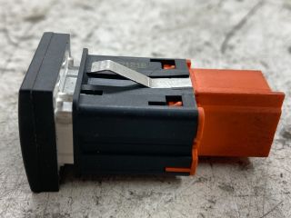 bontott VW GOLF V Kapcsoló (Magában)