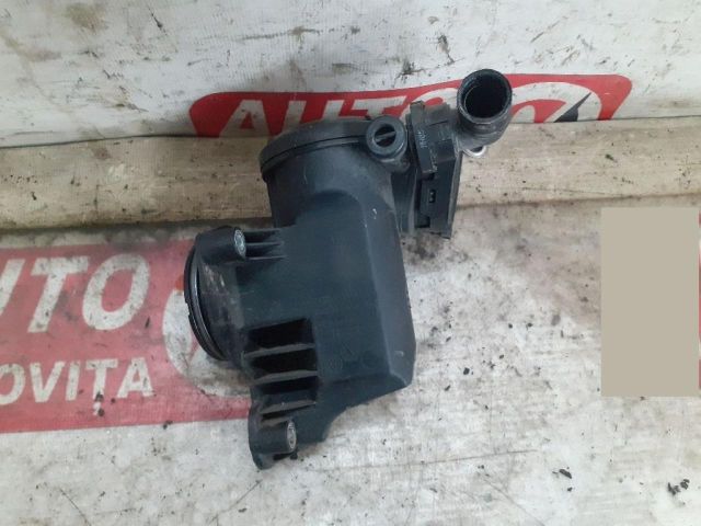 bontott VW GOLF V Kartergáz Visszavezető Ház