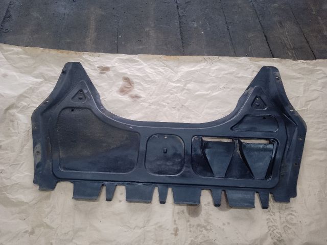 bontott VW GOLF V Kartervédő