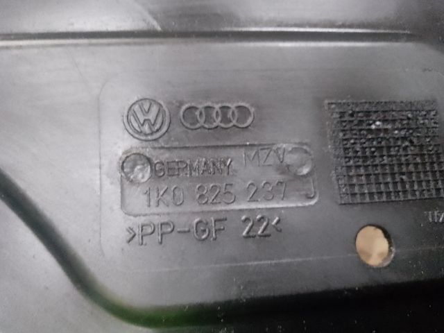 bontott VW GOLF V Kartervédő