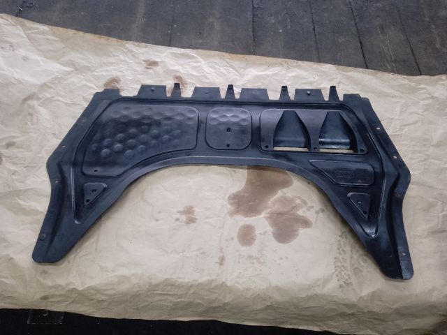 bontott VW GOLF V Kartervédő