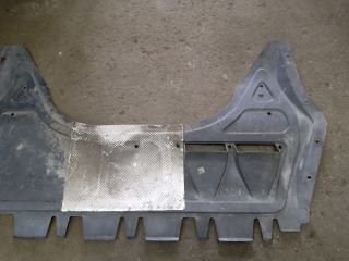 bontott VW GOLF V Kartervédő