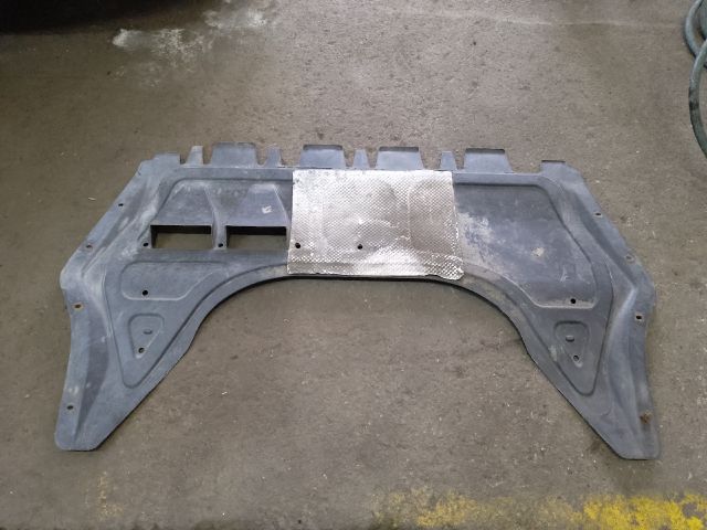 bontott VW GOLF V Kartervédő