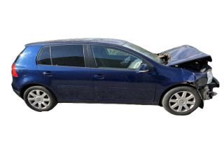 bontott VW GOLF V Kesztyűtartó Világítás