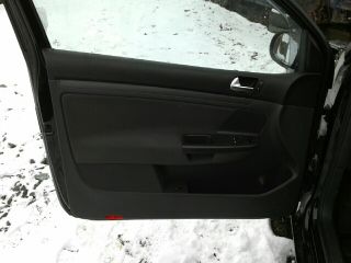 bontott VW GOLF V Kesztyűtartó