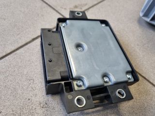 bontott VW GOLF V Kézifék Elektronika