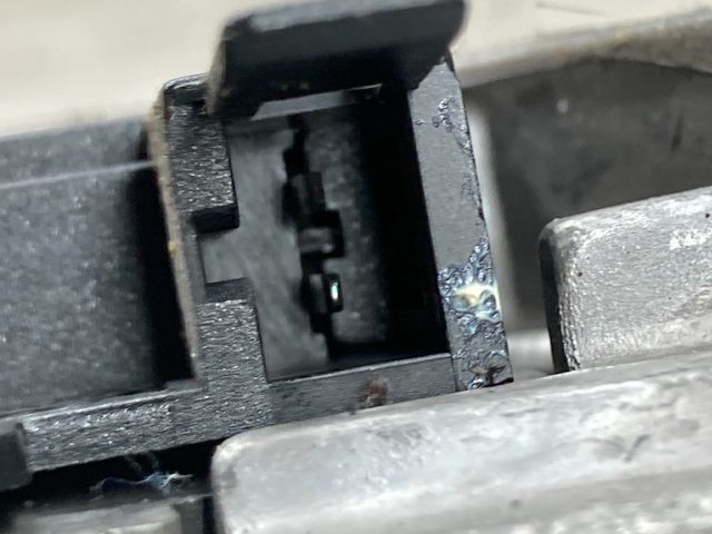 bontott VW GOLF V Kézifék Kar