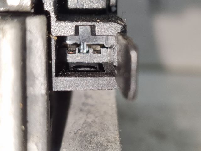 bontott VW GOLF V Kézifék Kar