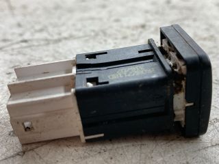 bontott VW GOLF V Kipörgésgátló Kapcsoló