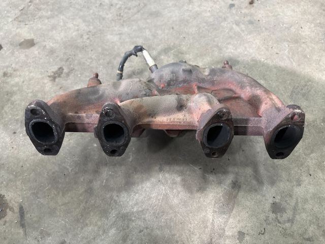 bontott VW GOLF V Kipufogó Közösítő