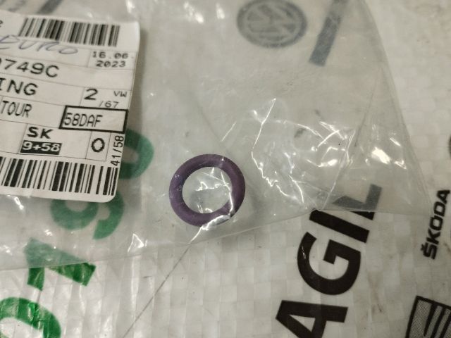 bontott VW GOLF V Klíma Cső