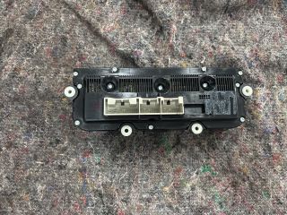 bontott VW GOLF V Klíma Kapcsoló