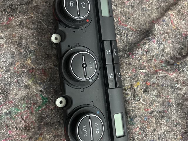 bontott VW GOLF V Klíma Kapcsoló