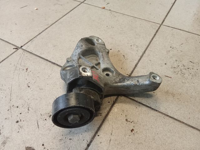 bontott VW GOLF V Klímakompresszor Tartó Bak