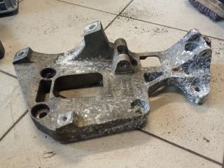 bontott VW GOLF V Klímakompresszor Tartó Bak