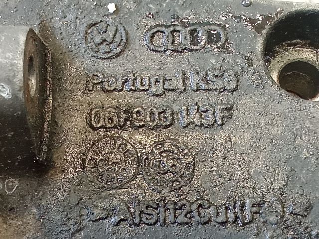 bontott VW GOLF V Klímakompresszor Tartó Bak