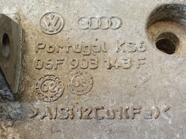 bontott VW GOLF V Klímakompresszor Tartó Bak