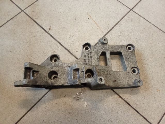 bontott VW GOLF V Klímakompresszor Tartó Bak