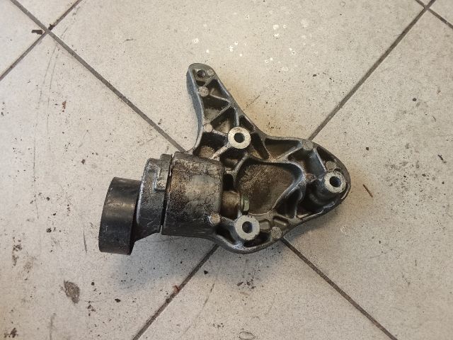 bontott VW GOLF V Klímakompresszor Tartó Bak