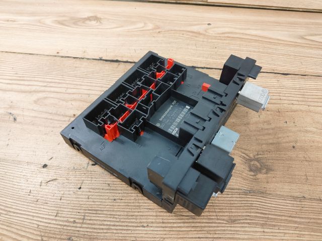 bontott VW GOLF V Komfort Elektronika