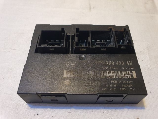 bontott VW GOLF V Komfort Elektronika