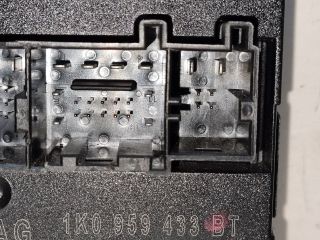 bontott VW GOLF V Komfort Elektronika